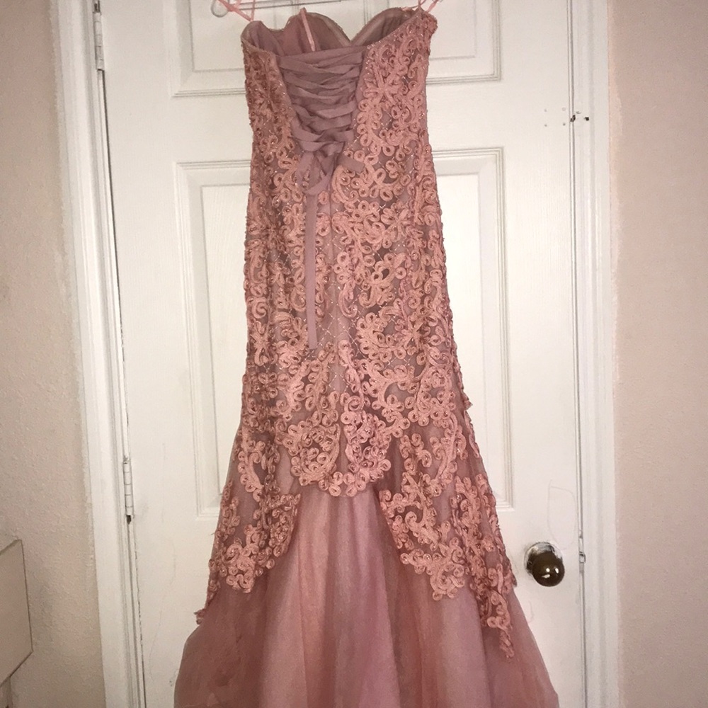 Elegant salmon prom dress - Picture 3 of 6